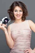 Aycan Koptur; Antalya, Türkiye doğumlu Türk oyuncu