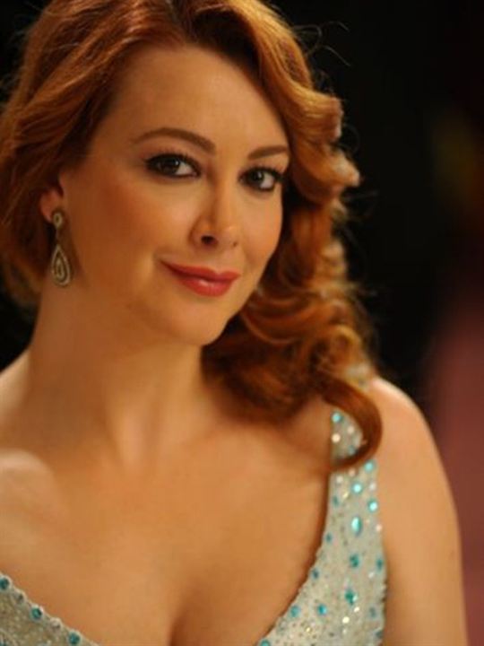 Ayçin İnci; İstanbul, Türkiye doğumlu Türk oyuncu