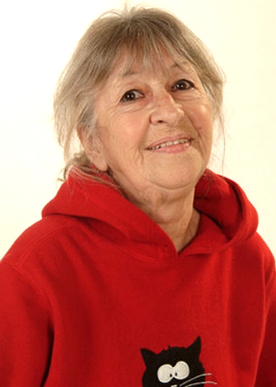 Ayla Arslancan; İstanbul, Türkiye doğumlu Türk oyuncu