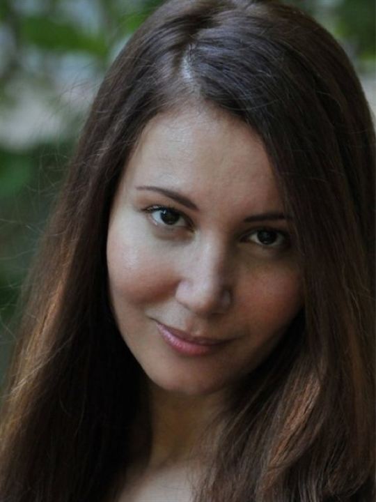 Aysun Metiner; İstanbul, Türkiye doğumlu Türk oyuncu