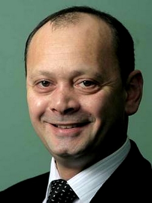 Bahtiyar Engin; Ordu, Türkiye doğumlu Türk oyuncu, seslendirme sanatçısı