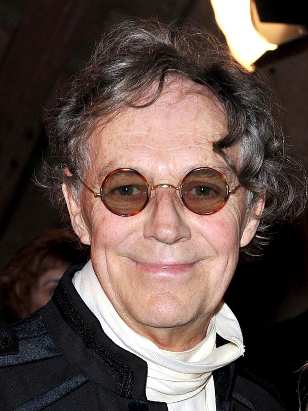 Barry Otto; Brisbane, Queensland, Avustralya doğumlu Avustralyalı oyuncu