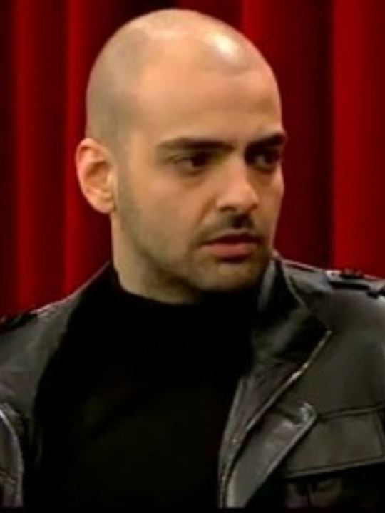 Bartu Küçükçağlayan; Eskişehir, Türkiye doğumlu Türk oyuncu, müzisyen