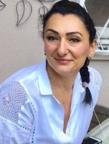 Berfu Ergenekon; Malatya, Türkiye doğumlu Türk senarist