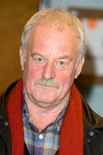 Bernard Hill; Blackley,Manchester,İngiltere doğumlu İngiliz  oyuncu