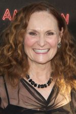 Beth Grant; Etowah, Alabama, ABD doğumlu Amerikalı oyuncu