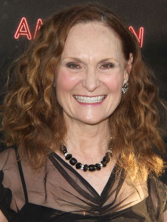 Beth Grant; Etowah, Alabama, ABD doğumlu Amerikalı oyuncu