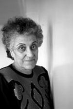 Birsen Kaya; İstanbul, Türkiye doğumlu Türk oyuncu, yardımcı yönetmen, senarist