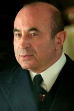 Bob Hoskins; Bury St Edmunds, Suffolk, İngiltere doğumlu, Robert William Hoskins, The Cockney Cagney olarak da bilinen İngiliz, oyuncu, idari yapımcı, yönetmen