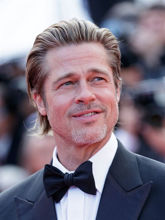 Brad Pitt; Shawnee, Pottawatomie, Oklahoma, ABD doğumlu William Bradley Pitt olarak da bilinen Amerikalı oyuncu, yapımcı, idari yapımcı