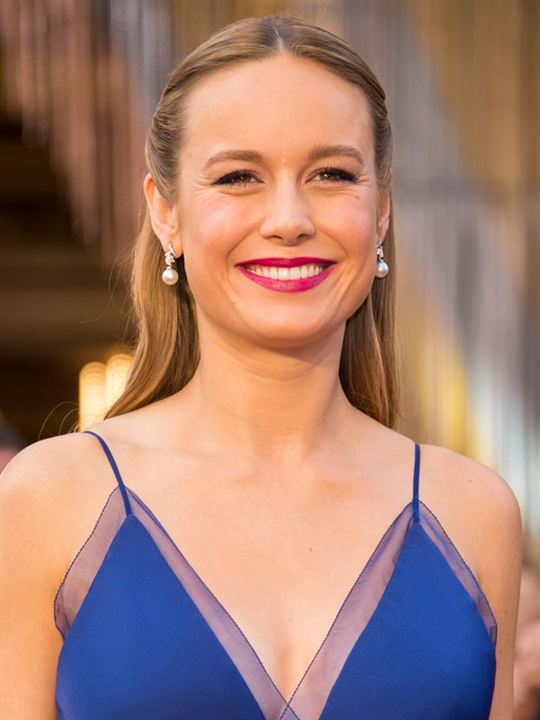 Brie Larson; Sacramento, Kaliforniya, ABD doğumlu Brianne Sidonie Desaulniers olarak da bilinen Amerikalı oyuncu, yapımcı, yönetmen
