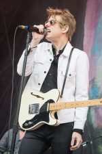 Britt Daniel; Galveston, Teksas, ABD doğumlu Amerikalı film müziği besteci