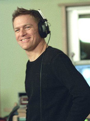 Bryan Adams; Kingston,Ontario,Kanada doğumlu Kanadalısöz yazarı, şarkıcı, multi enstrümantalist, fotoğrafçıbesteci, oyuncu, müzisyen