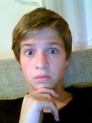 Burak Yörük; İstanbul, Türkiye doğumlu Türk oyuncu