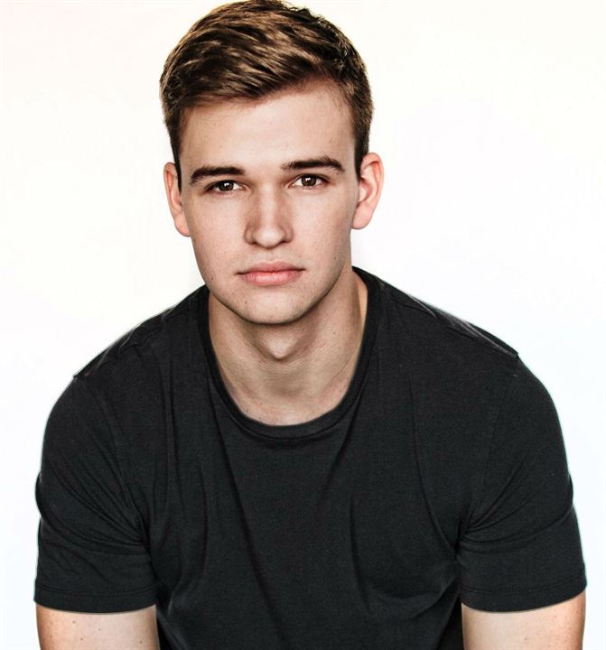 Burkely Duffield; Vancouver,Britanya Kolumbiyası,Kanada doğumlu Kanadalı  oyuncu