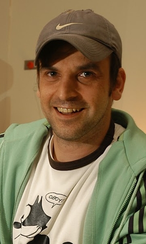 Bülent Üstün; Türk oyuncu yönetmeni, senarist, yazar