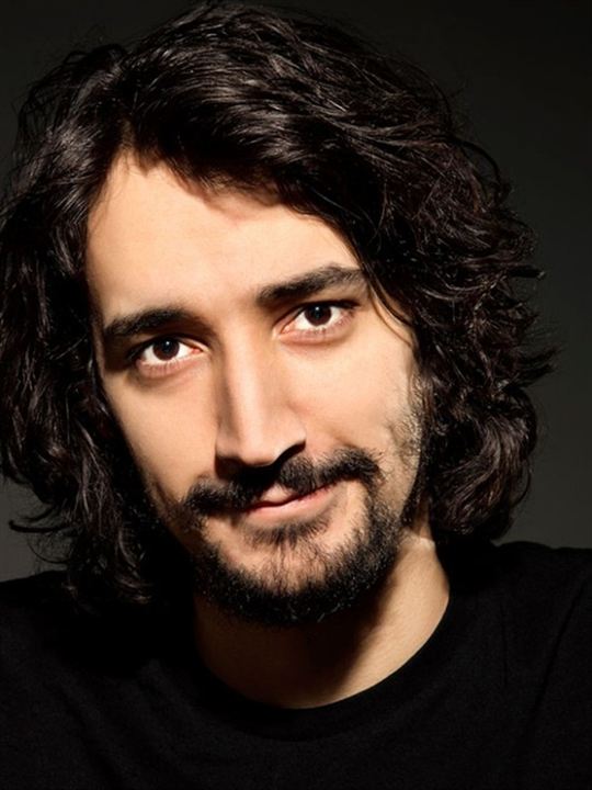 Caner Özyurtlu; İstanbul, Türkiye doğumlu Türk oyuncu, yönetmen, yapımcı