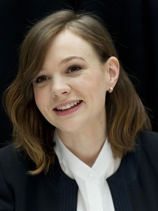 Carey Mulligan; Westminster,Londra,İngiltere doğumlu Carey Hannah Mulligan olarak da bilinen İngiliz oyuncu, yapımcı