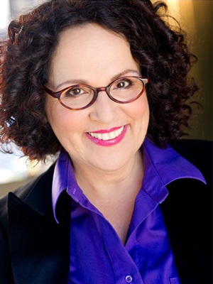 Carol Ann Susi; Brooklyn, New York City, New York, ABD doğumlu Amerikalı oyuncu, seslendirme sanatçısı