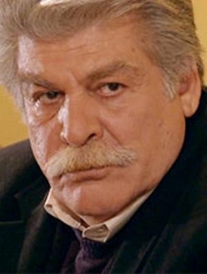 Cemil Özbayer; Türk yönetmen, oyuncu