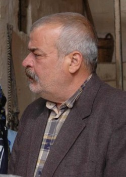 Cengiz Sezici; Adana, Türkiye doğumlu Türk oyuncu