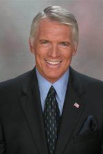 Chad Everett; South Bend, St. Joseph, Indiana, ABD doğumlu Amerikalı oyuncu