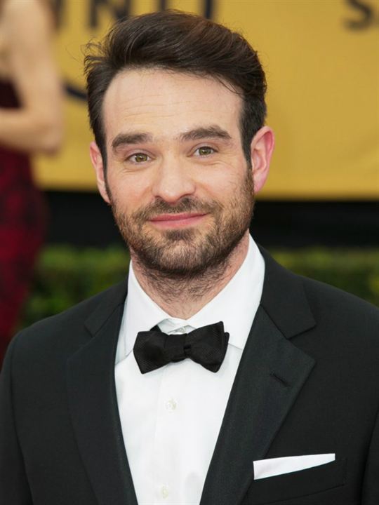 Charlie Cox; Londra,İngiltere doğumlu Charlie Thomas Cox olarak da bilinen İngiliz  oyuncu