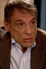 Civan Canova; Ankara, Türkiye doğumlu Türk oyuncu, yönetmen