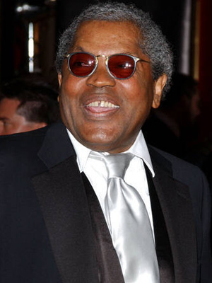 Clarence Williams III; New York City, New York, ABD doğumlu Amerikalı oyuncu