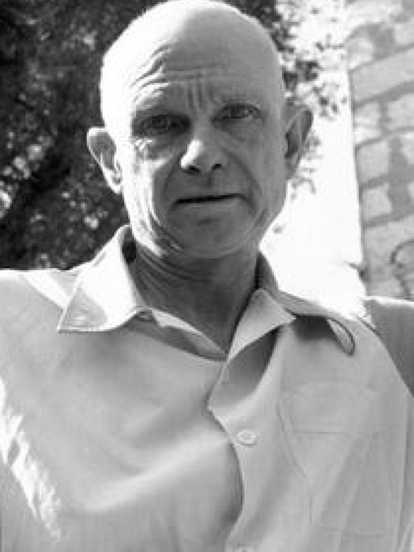 Claude Renoir; Paris, Fransa doğumlu Fransız görüntü yönetmeni, fotoğrafçı, yapım amiri