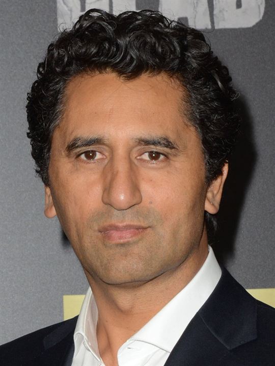 Cliff Curtis; Rotorua, Yeni Zelanda doğumlu Clifford Vivian Devon Curtis olarak da bilinen Yeni Zelandalı oyuncu, idari yapımcı, yapımcı