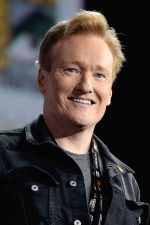 Conan O'Brien; Brookline, Norfolk, Massachusetts, ABD doğumlu Conan Christopher O'Brien olarak da bilinen Amerikalı komedyen oyuncu, idari yapımcı, senarist