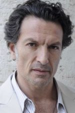 Cosimo Fusco; Matera, İtalya doğumlu İtalyan oyuncu