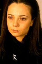 Damla Özen; Bursa, Türkiye doğumlu Türk oyuncu