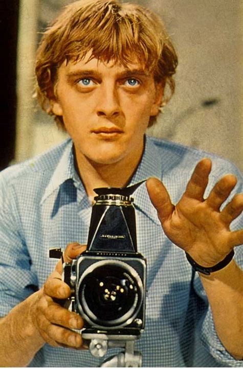 David Hemmings; Guildford,Surrey,İngiltere doğumlu İngiliz oyuncu, yönetmen
