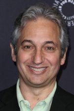 David Shore; Londra,Ontario,Kanada doğumlu Kanadalıavukatsenarist, idari yapımcı, yaratıcı, yazar