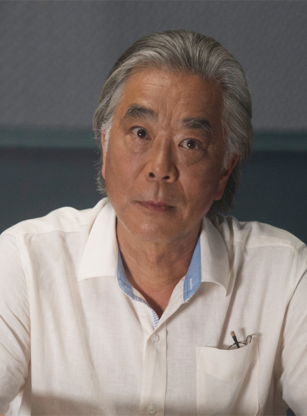 Denis Akiyama; Toronto,Ontario,Kanada doğumlu Kanadalı  oyuncu, seslendirme sanatçısı