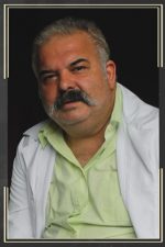 Deniz Oral; Mersin, Türkiye doğumlu Türk oyuncu