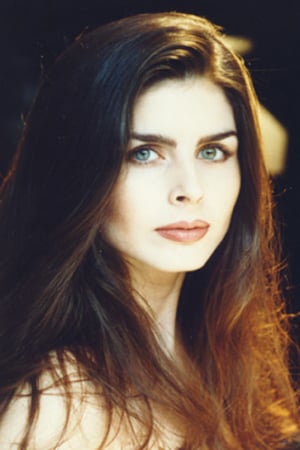 Derya Arbaş; Santa Monica, Los Angeles, Kaliforniya, ABD doğumlu Türk oyuncu