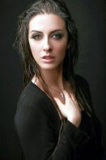 Didem Özkavukçu; Ankara, Türkiye doğumlu Türk oyuncu