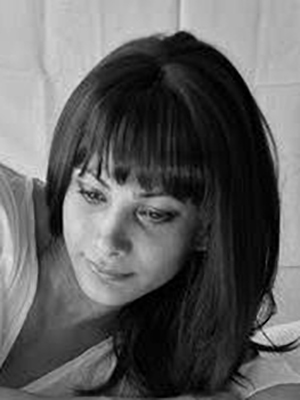 Didem Soylu; İzmir, Türkiye doğumlu Türk oyuncu