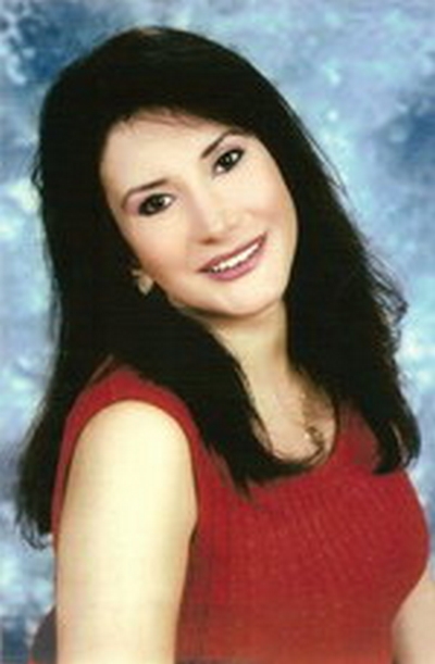 Dilek Pakalın; İstanbul, Türkiye doğumlu Türk oyuncu, yazar