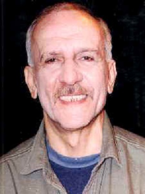 Doğan Bavli; İstanbul, Türkiye doğumlu Türk oyuncu, seslendirme sanatçısı