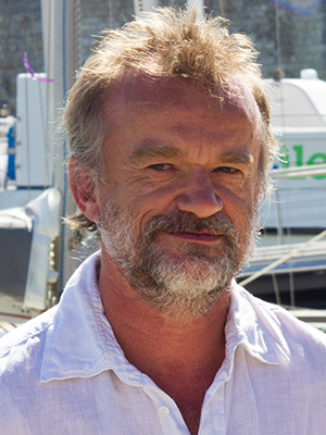 Dominique Pinon; Saumur, Maine-et-Loire, Fransa doğumlu Fransız oyuncu