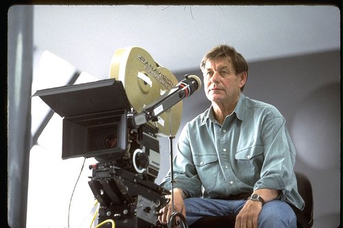 Donald Peterman; Los Angeles, Kaliforniya, ABD doğumlu Dan Peterman olarak da bilinen Amerikalı görüntü yönetmeni