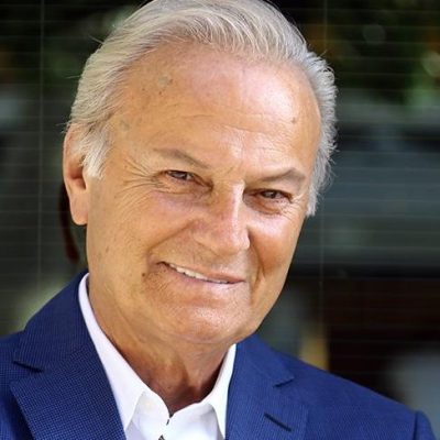 Ediz Hun; İstanbul, Türkiye doğumlu Türk oyuncu