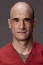 Elias Koteas; Montreal,Québec,Kanada doğumlu Kanadalı oyuncu