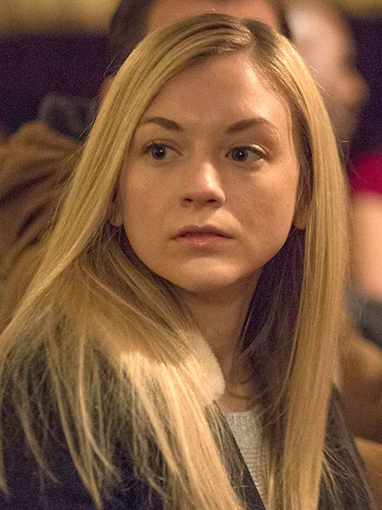 Emily Kinney; Wayne, Nebraska, ABD doğumlu Amerikalı şarkıcı oyuncu