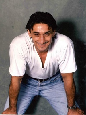 Emin Boztepe; Eskişehir, Türkiye doğumlu Türk oyuncu