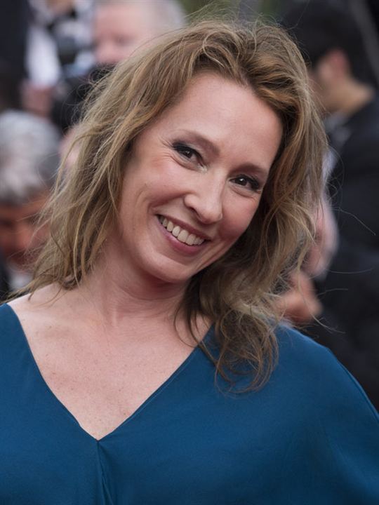 Emmanuelle Bercot; Paris, Fransa doğumlu Fransız oyuncu, yönetmen, senarist, yapımcı